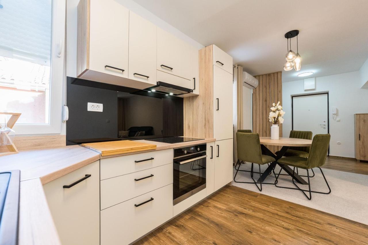 Saluto Al Sole Apartment Zadar Bagian luar foto